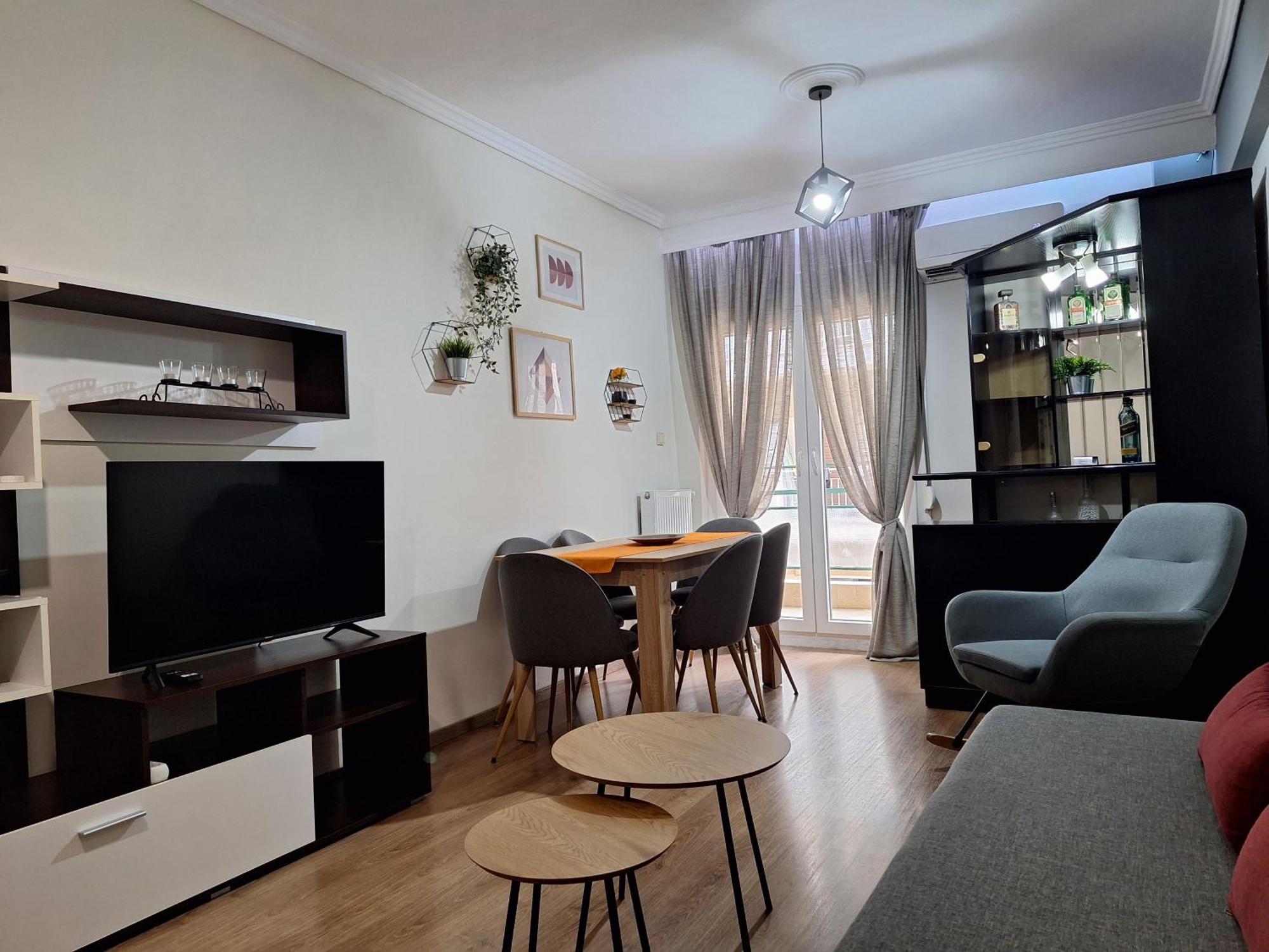 Cozy Apartment In The City Center Thessaloniki Exterior photo